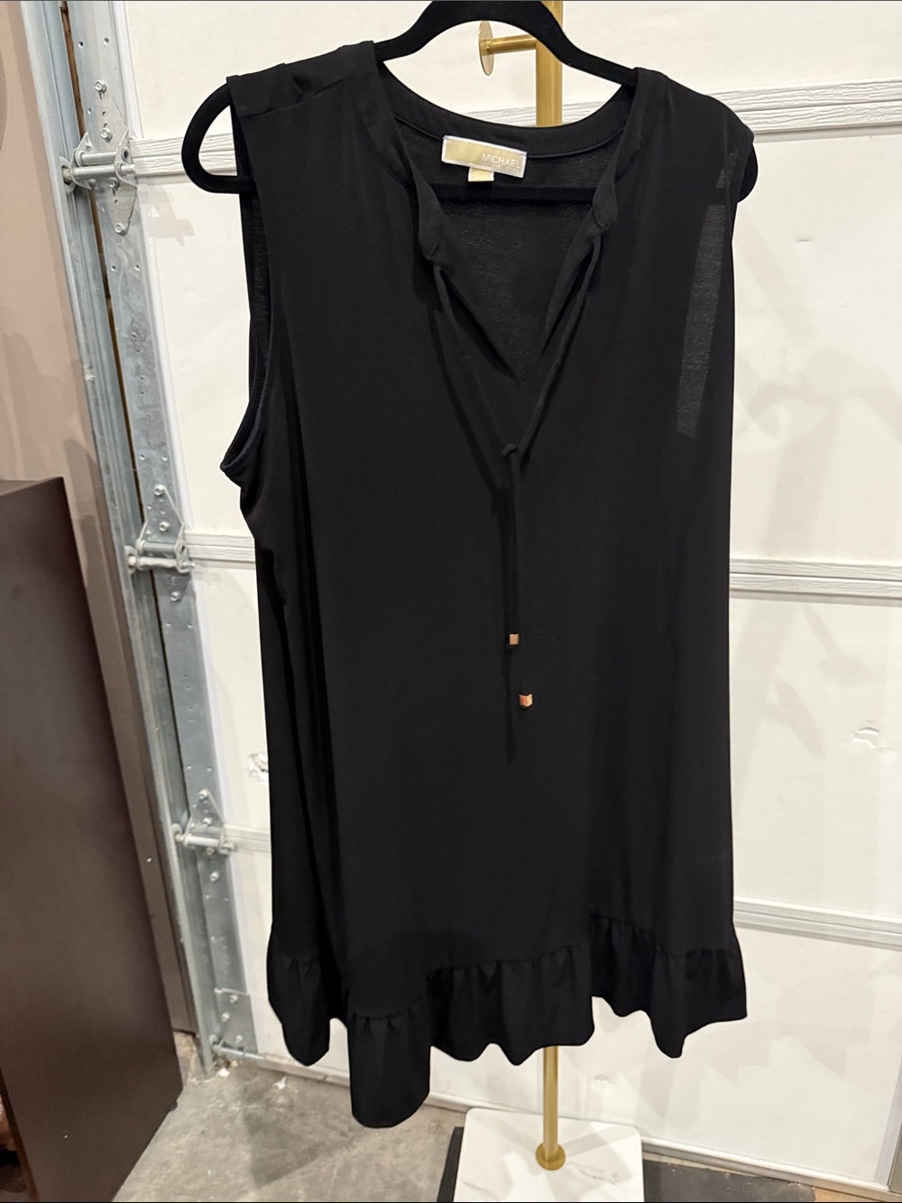 Michael Kors Black Sleeveless V-Neck Tie Ruffle-Hem dress